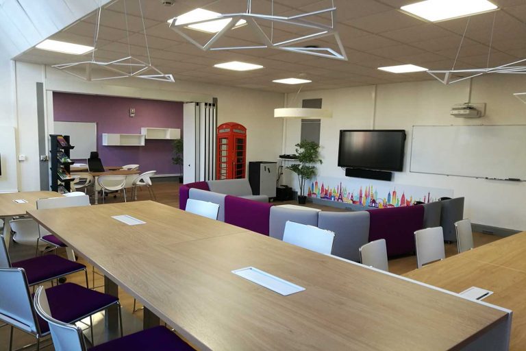 salle-reunion-ensait