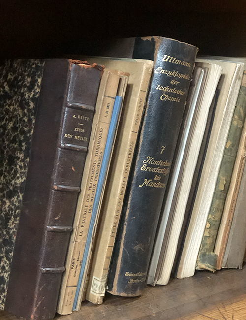 Lire la suite à propos de l’article Mécénat à l’ENSAIT, premier projet : la restauration d’ouvrages du fonds ancien