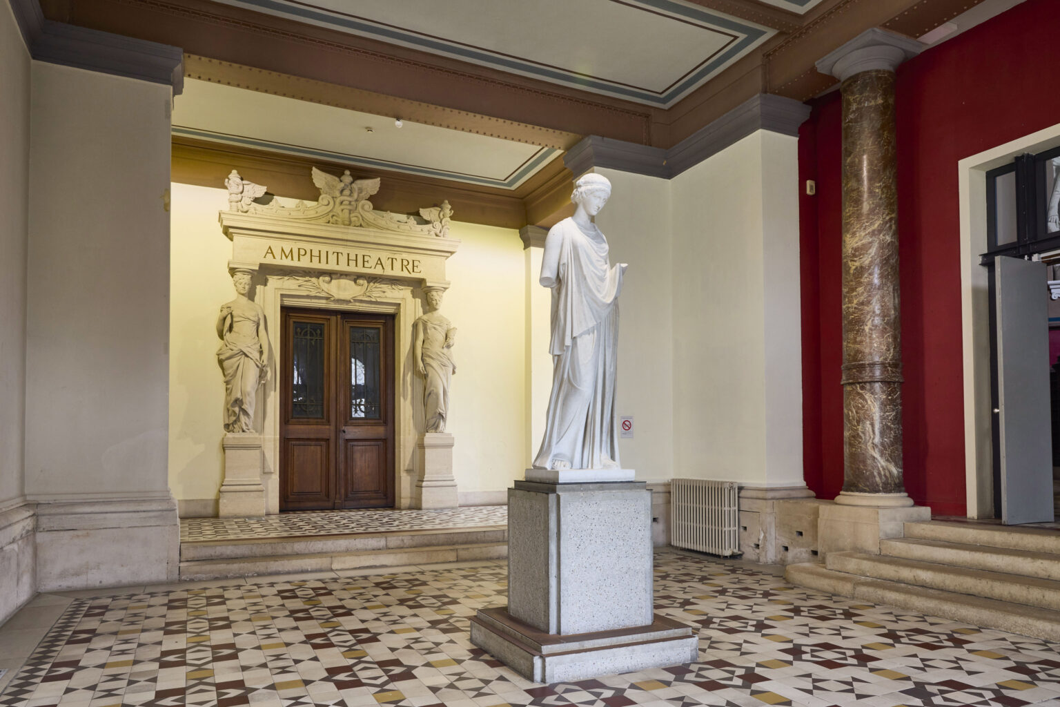 Espace Némésis