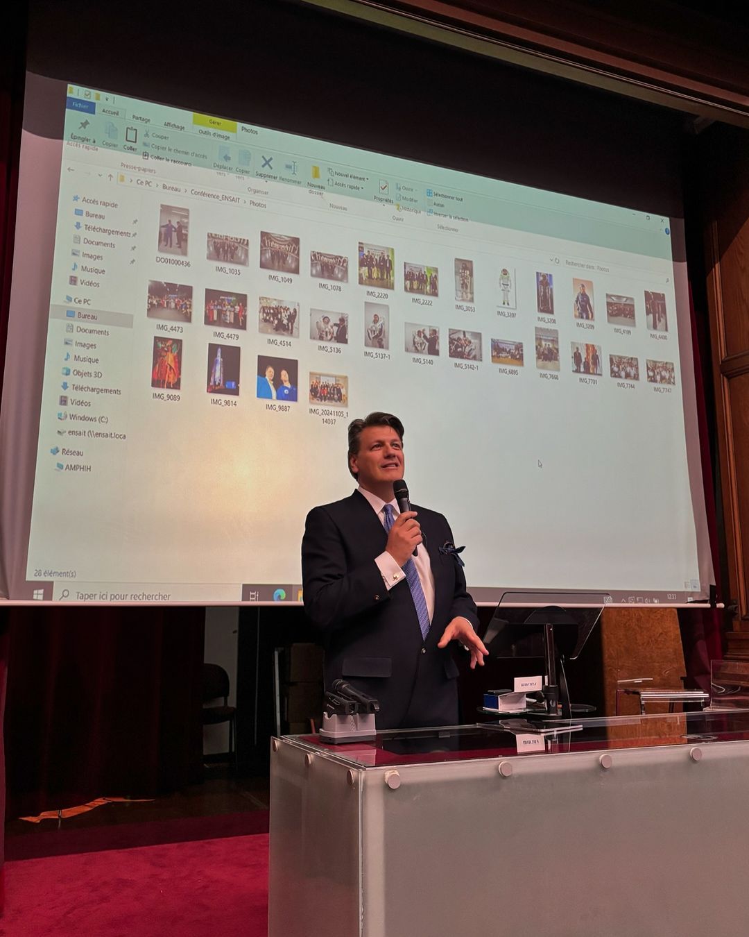 Lire la suite à propos de l’article « Designer un futur durable » Retour sur la Conférence Cardin à l’ENSAIT